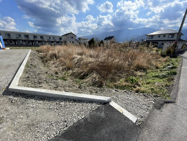 新居浜市中村松木２丁目の売地の周辺