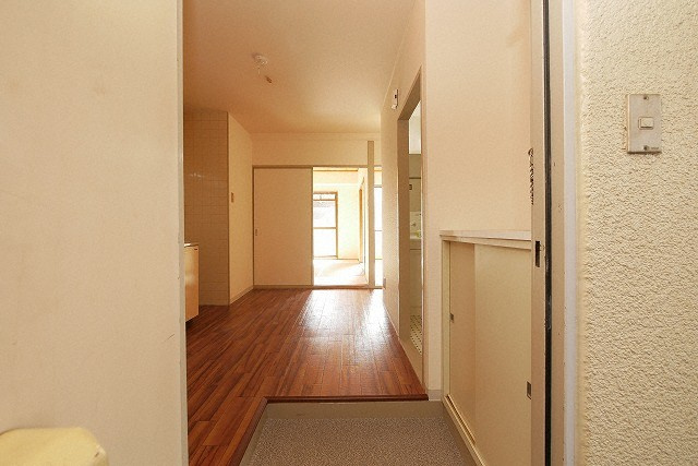 プチハイム薫の玄関