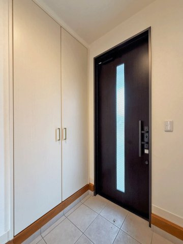 【積水ハウス施工の安心住宅】水の森3丁目の玄関