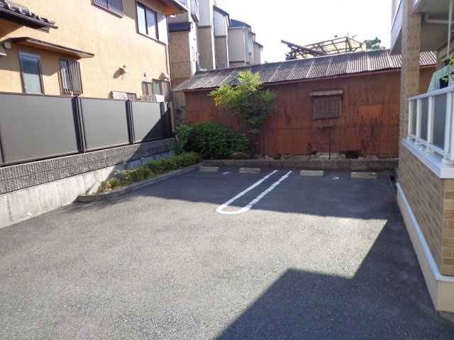 グッドウェリング上ノ坂の駐車場