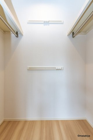 蔵谷ハイツの収納|写真は同じ大和ハウス施工の物です。色、仕様は若干異なります。