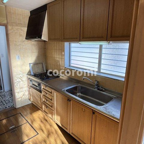 花住坂戸建のキッチン