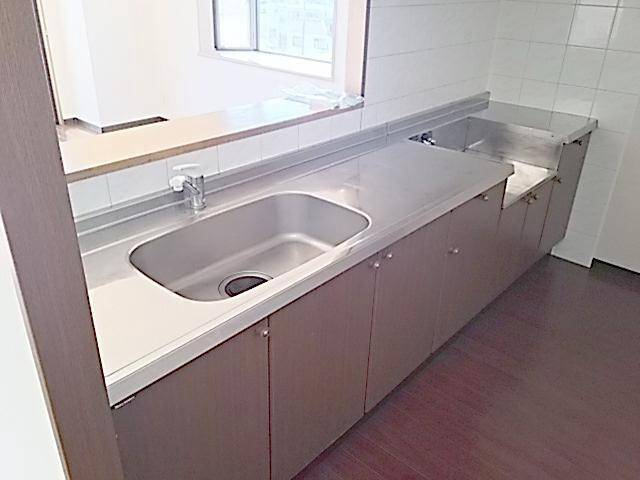 大新ヒルズのキッチン