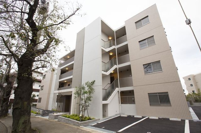 川崎市高津区下作延５丁目の賃貸マンション