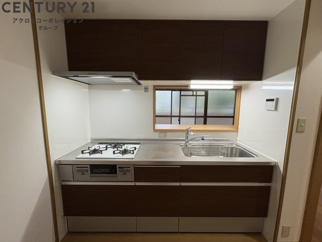 3口ガスコンロ付きのキッチン☆