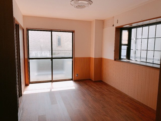すみれコーポ【キャッシュバック対象物件】のバルコニー