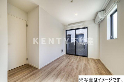 【居間・リビング】 | robot home 平和島(ロボットホームヘイワジマ) | こちらのリビングで趣味の時間をお楽しみください