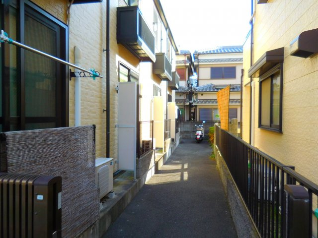 レオパレスワンズライフのバルコニー