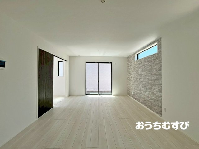 守山区川村町(全5棟)の居間・リビング