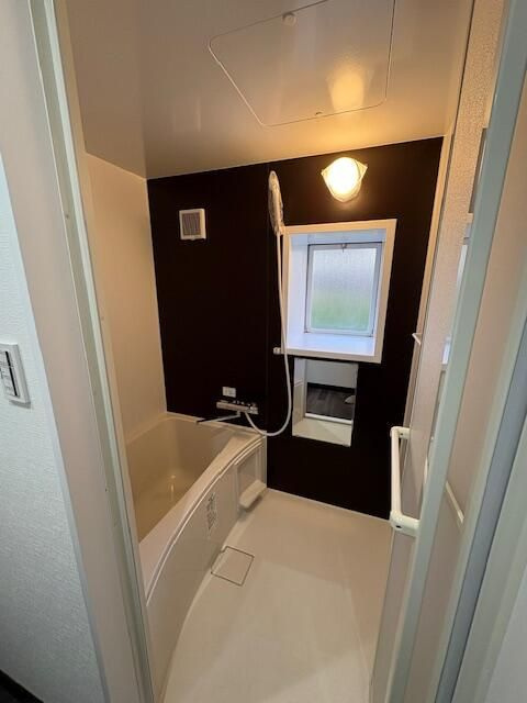 石橋ビルの浴室