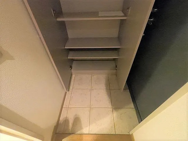オリエントコートの収納