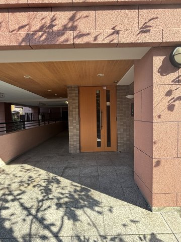 ぐらすはうすのエントランス