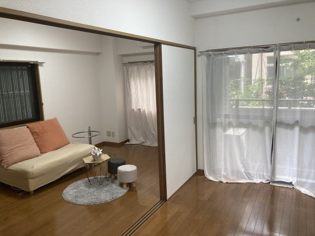 ぐらすはうすのロビー