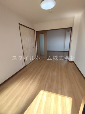 【居間・リビング】 | ビオス菰口 | イメージ写真です。
