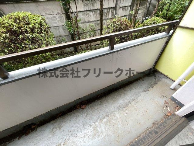武蔵野市吉祥寺南町５丁目の賃貸マンションのバルコニー