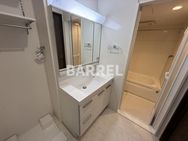 casa.FILANTE Vの独立洗面台