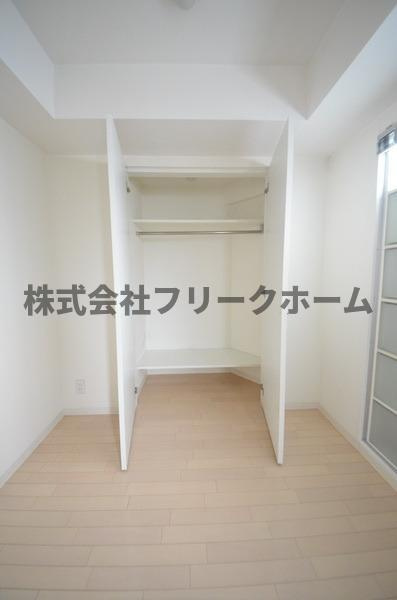 武蔵野市吉祥寺北町３丁目の賃貸マンションの収納