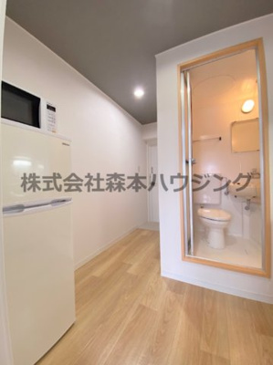 【内装】 | 　ミルキーハイツ | 明るい色調の室内です