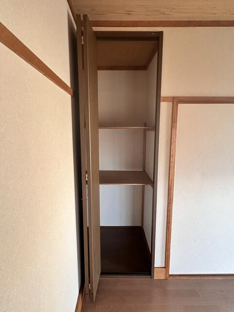 川崎市多摩区菅馬場１丁目のアパートの収納