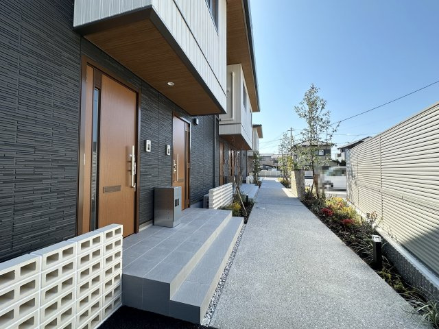 シャーメゾン ロゼオのエントランス