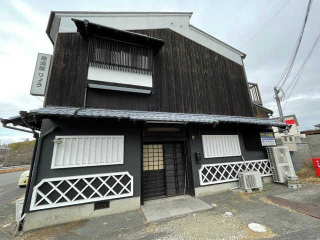 栗東市御園の店舗一部