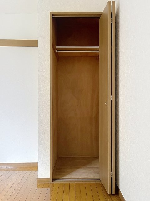 小金井市東町４丁目のアパートの収納