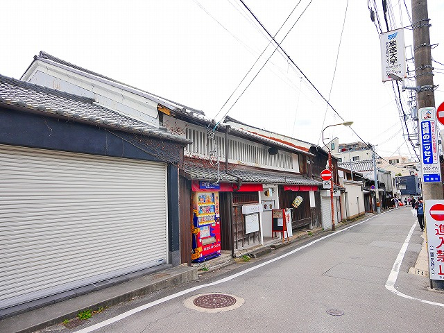 杉田貸家店舗の外観