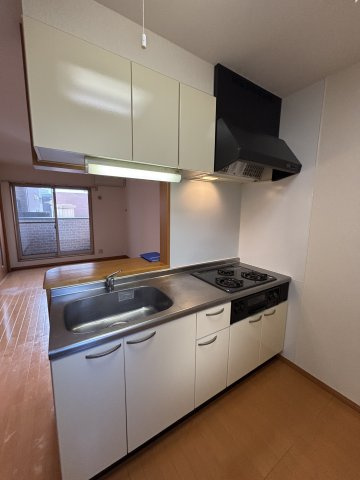 アヴェニール一番館のキッチン|別号室参考写真