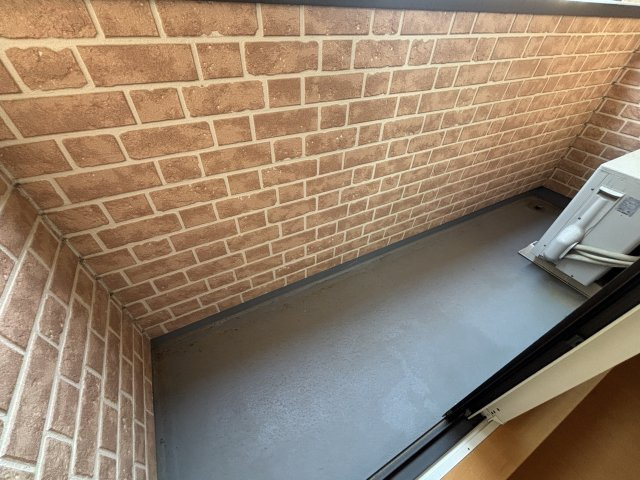 アヴェニール一番館のバルコニー