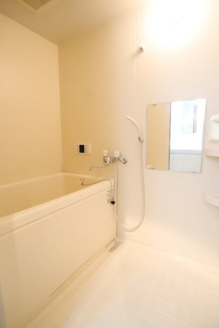 大阪市城東区今福西２丁目の賃貸マンションの浴室