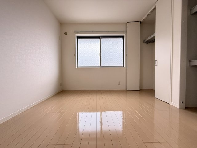 メゾン ブランシュの洋室