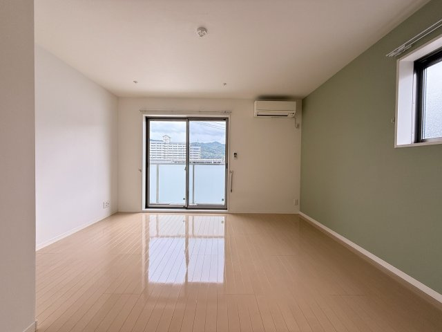 メゾン ブランシュの居間・リビング