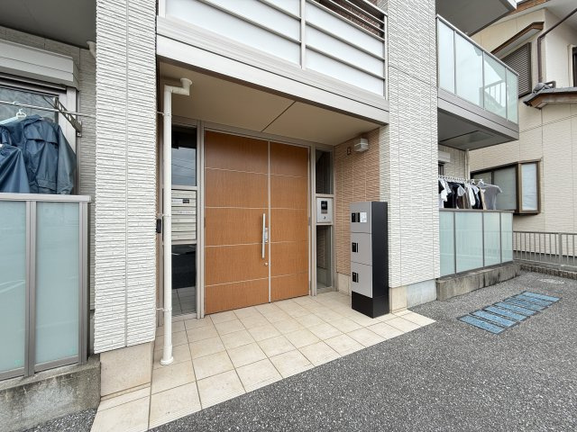 メゾン ブランシュのエントランス