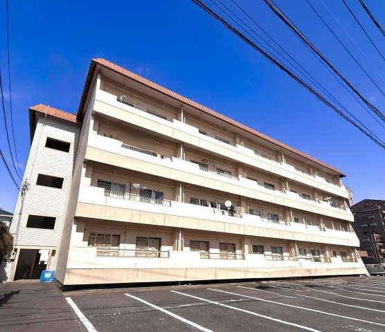 ウサミアパートメント