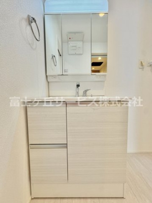 【独立洗面台】 | 豊橋市伝馬町 新築一戸建て 1号棟 | 独立洗面化粧台が付いています