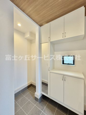 【収納】 | 豊橋市伝馬町 新築一戸建て 1号棟 | 便利な収納スペースです