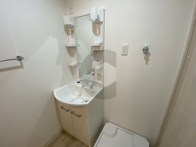 フジパレス俊徳道ウエストの独立洗面台