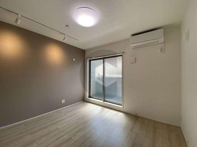 フジパレス俊徳道ウエストの洋室