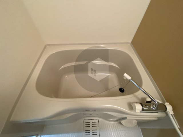 フジパレス俊徳道ウエストの浴室