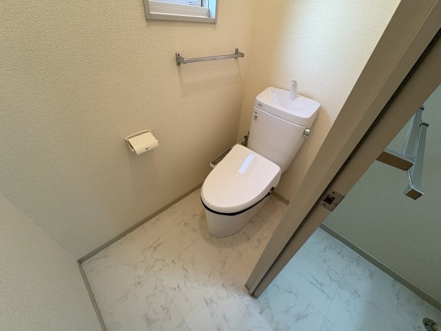 コートハウス星陵ＡＢのトイレ