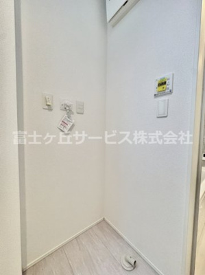 【ランドリースペース】 | 豊橋市伝馬町 新築一戸建て 2号棟 | 洗濯機置き場です