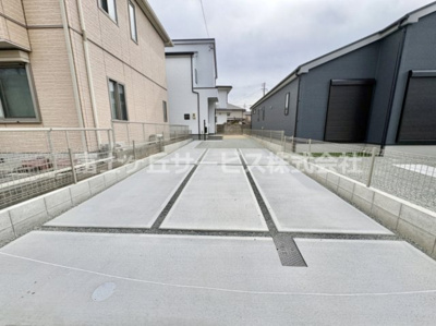 【駐車場】 | 豊橋市伝馬町 新築一戸建て 2号棟 | 駐車場があります