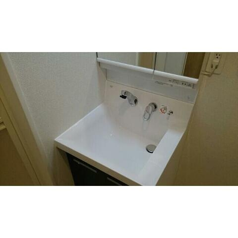 コート・ルージュ片倉の洗面所