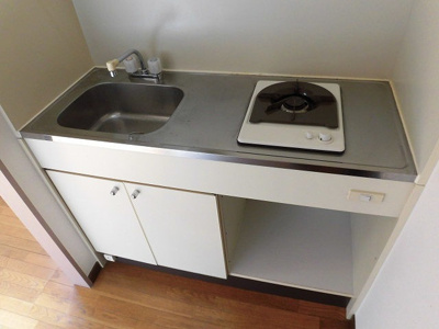 【キッチン】 | アーバンハイツ佐藤 | ガスコンロのキッチンです