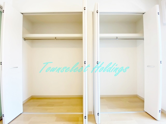 横浜市戸塚区戸塚町の賃貸マンションの収納