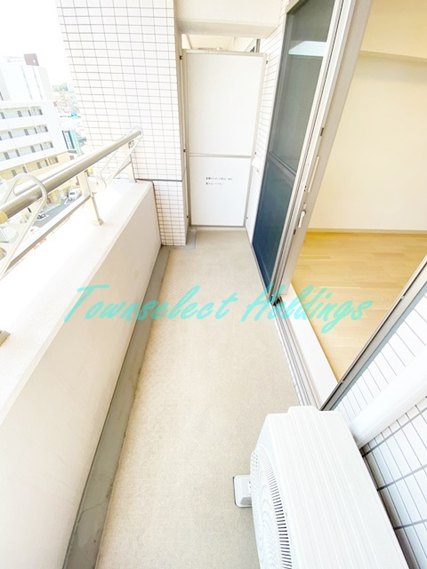 横浜市戸塚区戸塚町の賃貸マンションのバルコニー
