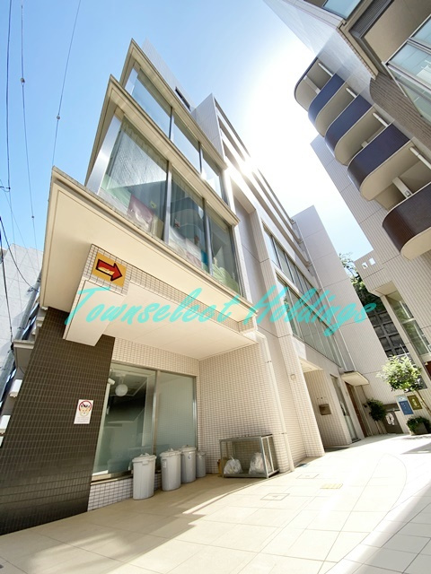 横浜市戸塚区戸塚町の賃貸マンションの外観