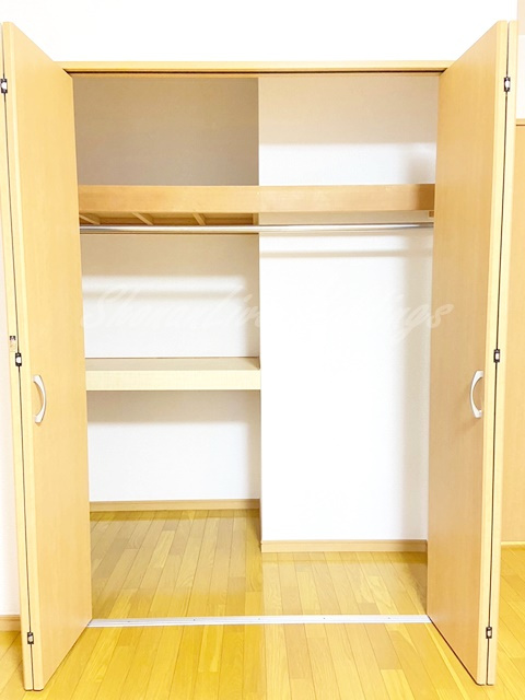 横浜市栄区桂町のアパートの収納