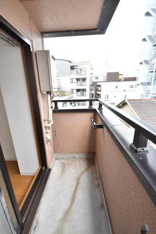 大阪市都島区都島本通１丁目の賃貸マンションのバルコニー