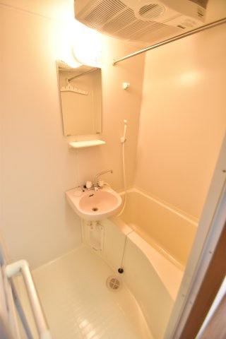 大阪市都島区都島本通１丁目の賃貸マンションの浴室